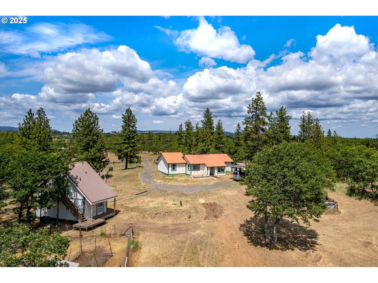 566 Woodland Rd - Photo 1