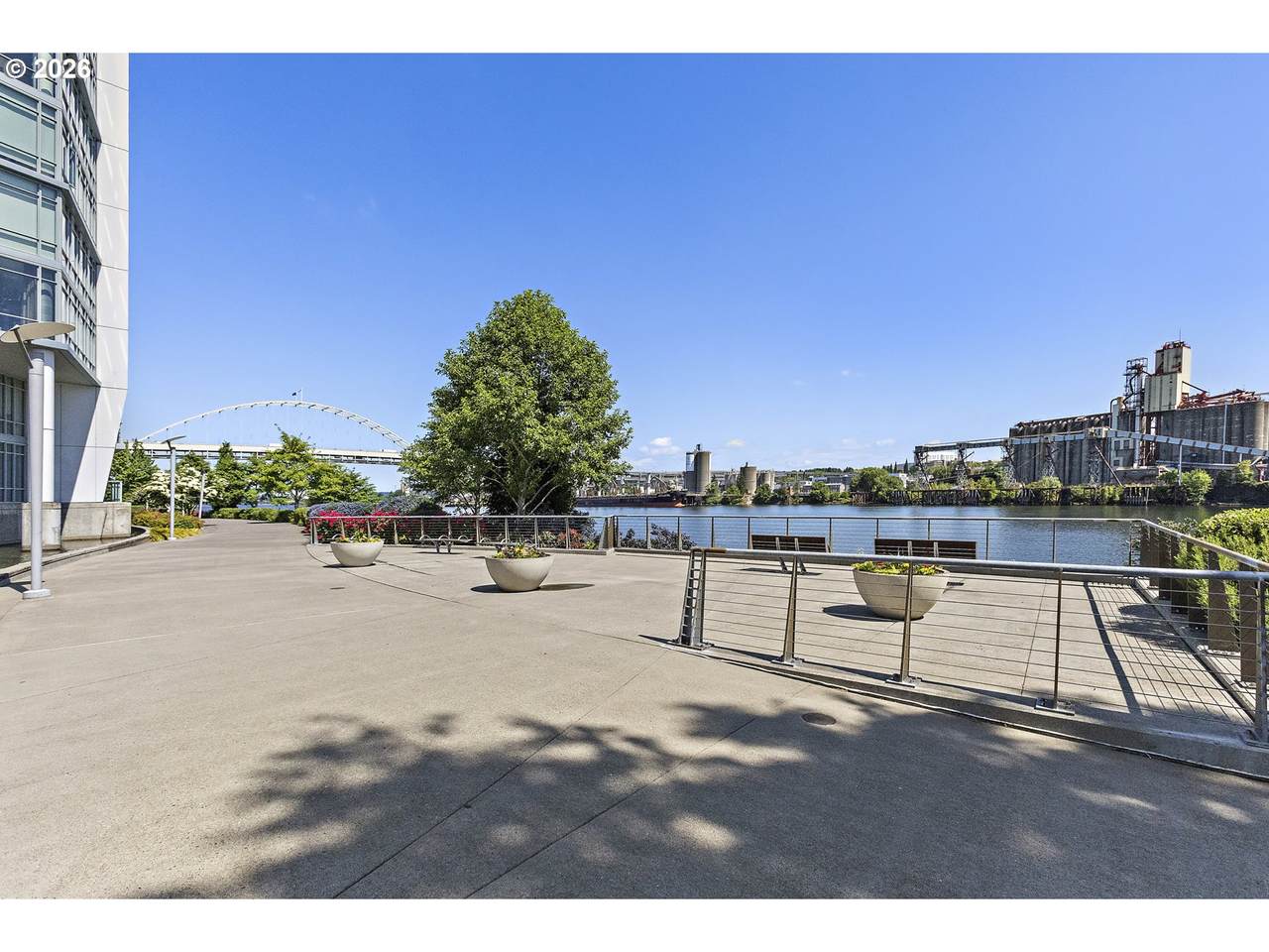 https://bt-photos.global.ssl.fastly.net/portland/1280_boomver_1_284996417-2.jpg