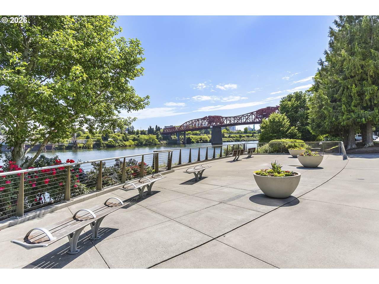 https://bt-photos.global.ssl.fastly.net/portland/1280_boomver_1_284996417-2.jpg