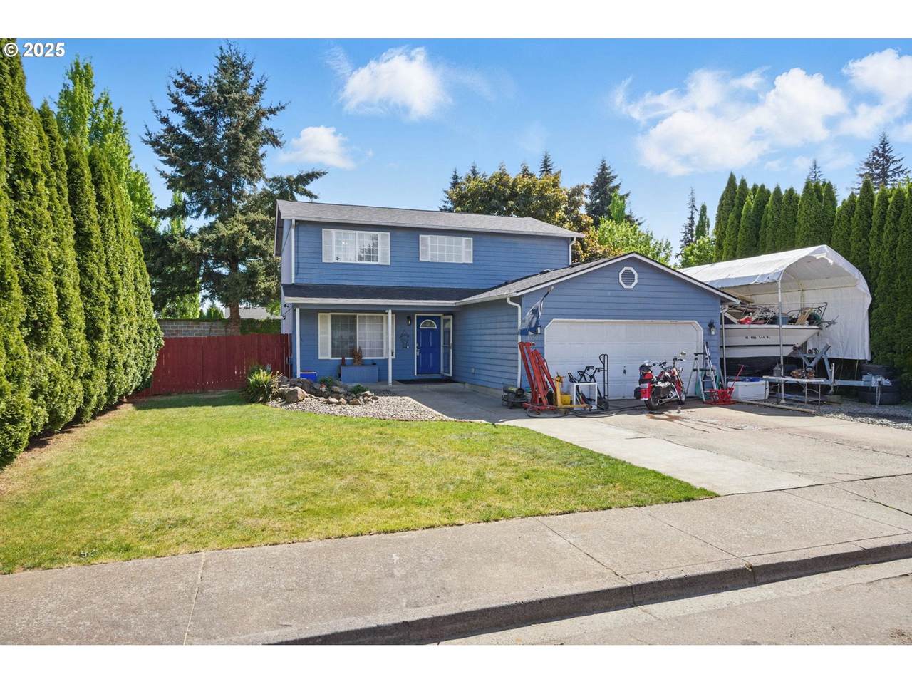 15505 83RD St - Photo 1