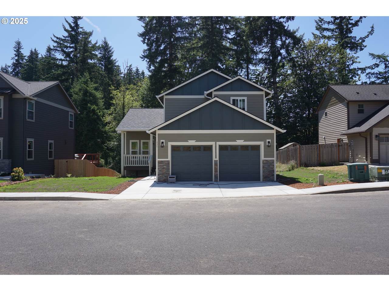 835 Virginia Cir - Photo 1