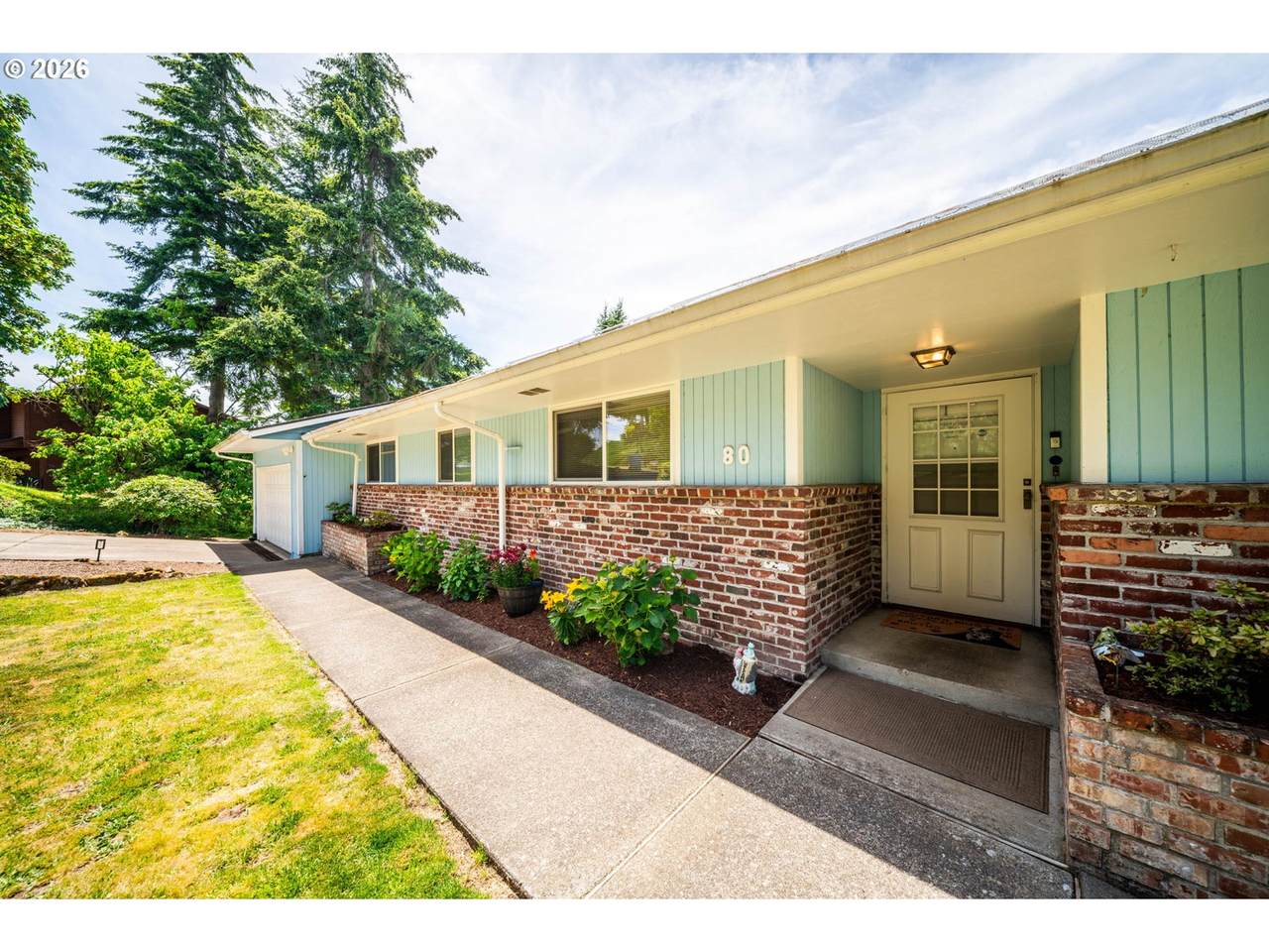 https://bt-photos.global.ssl.fastly.net/portland/1280_boomver_1_289387586-2.jpg