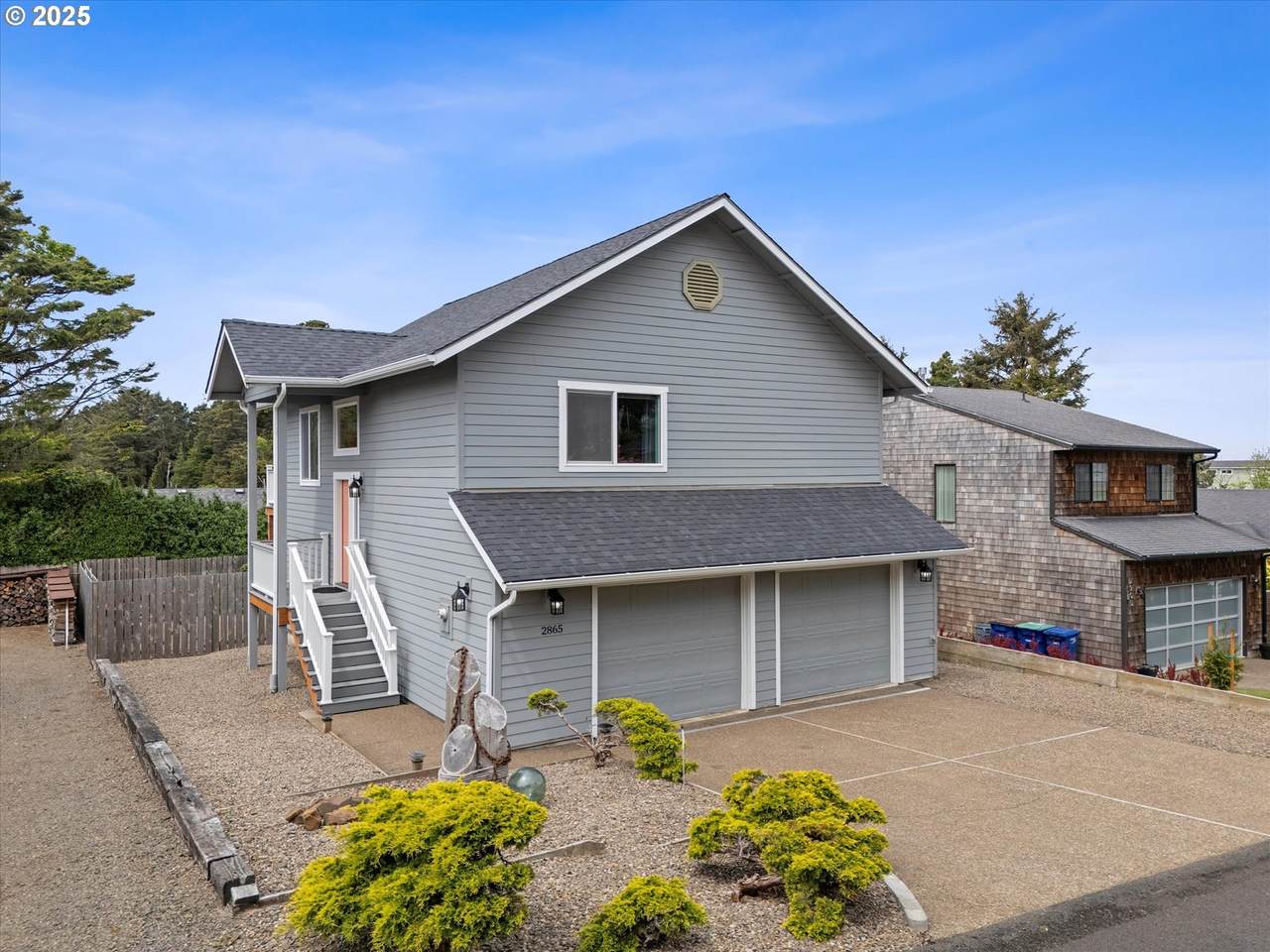 2865 Neptune Ave - Photo 1