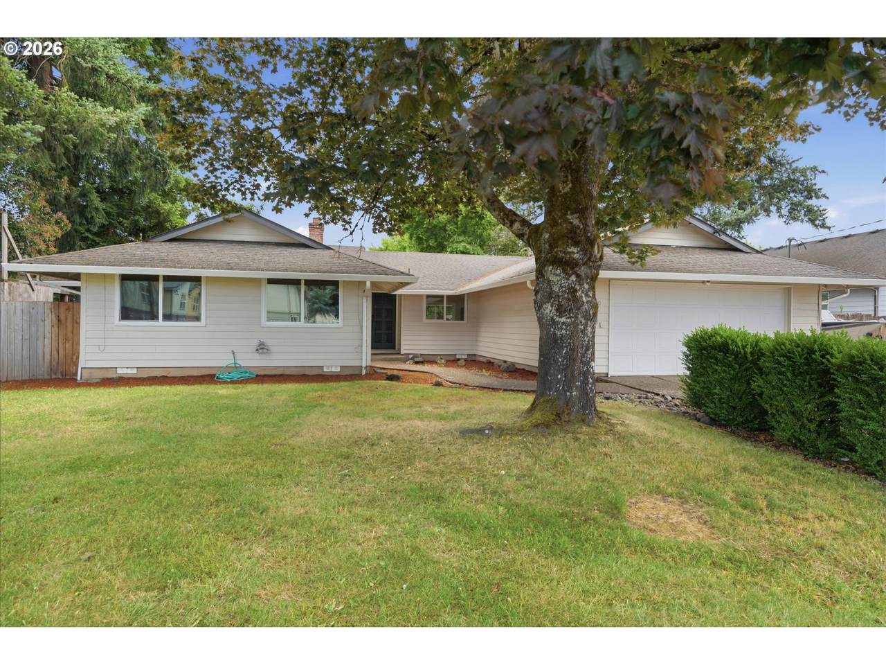 1360 2ND St - Photo 1