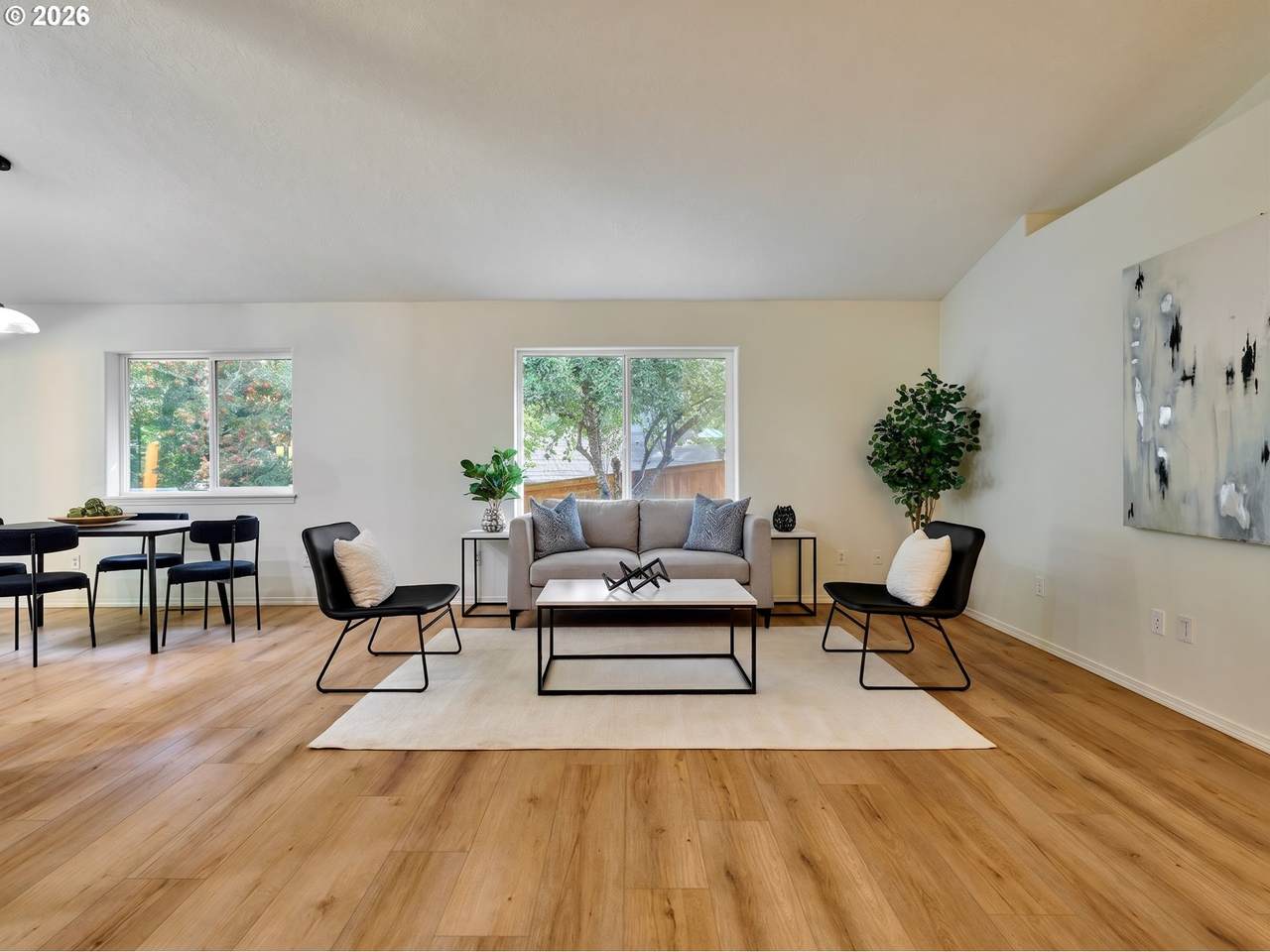 https://bt-photos.global.ssl.fastly.net/portland/1280_boomver_1_292413180-2.jpg