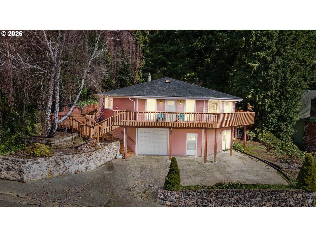 2453 Stephanie Ln - Photo 1