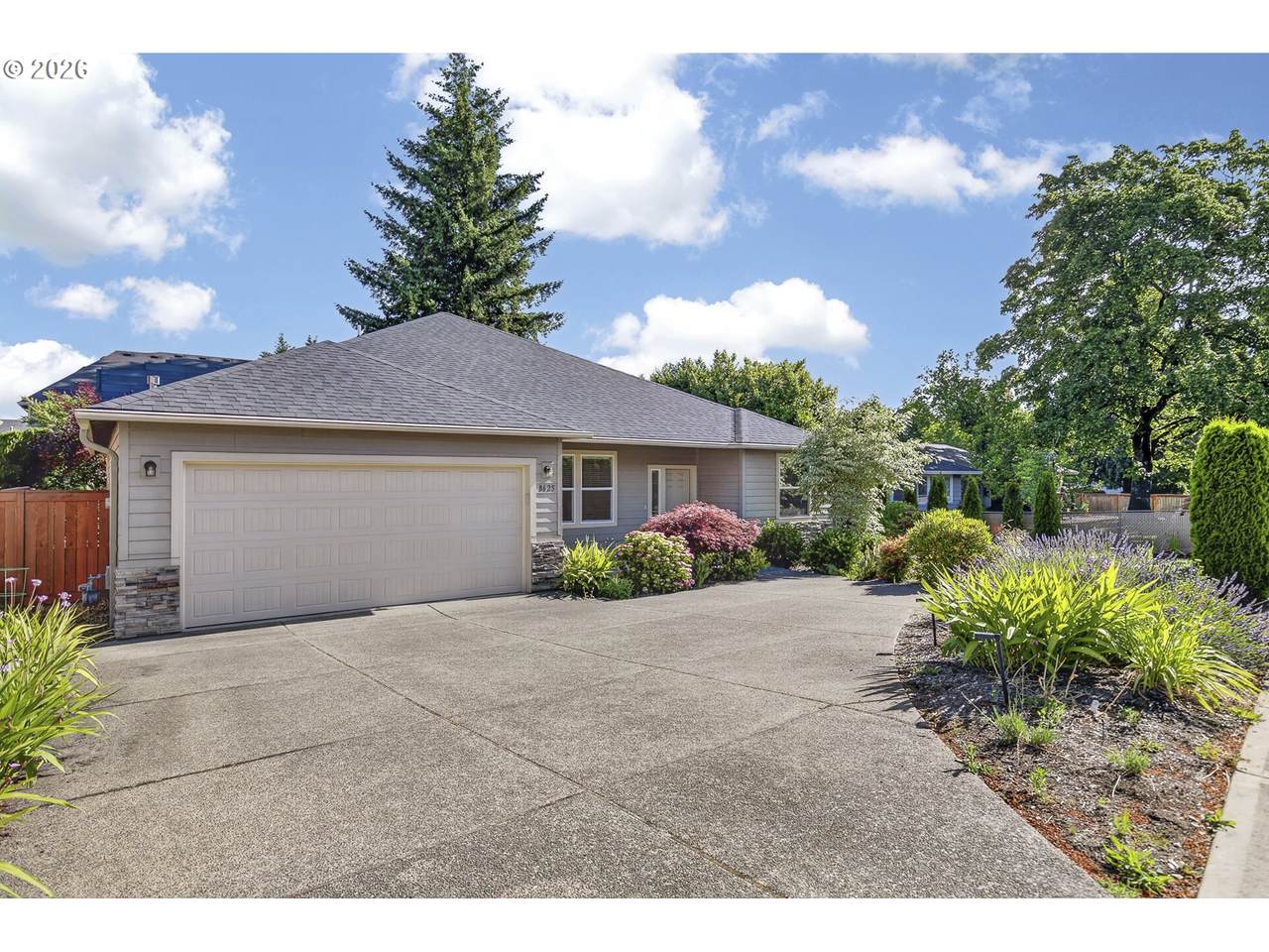 https://bt-photos.global.ssl.fastly.net/portland/1280_boomver_1_292597012-2.jpg