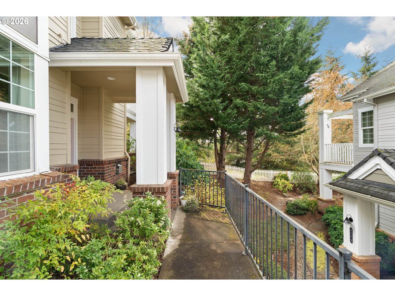 https://bt-photos.global.ssl.fastly.net/portland/1280_boomver_1_292777538-2.jpg