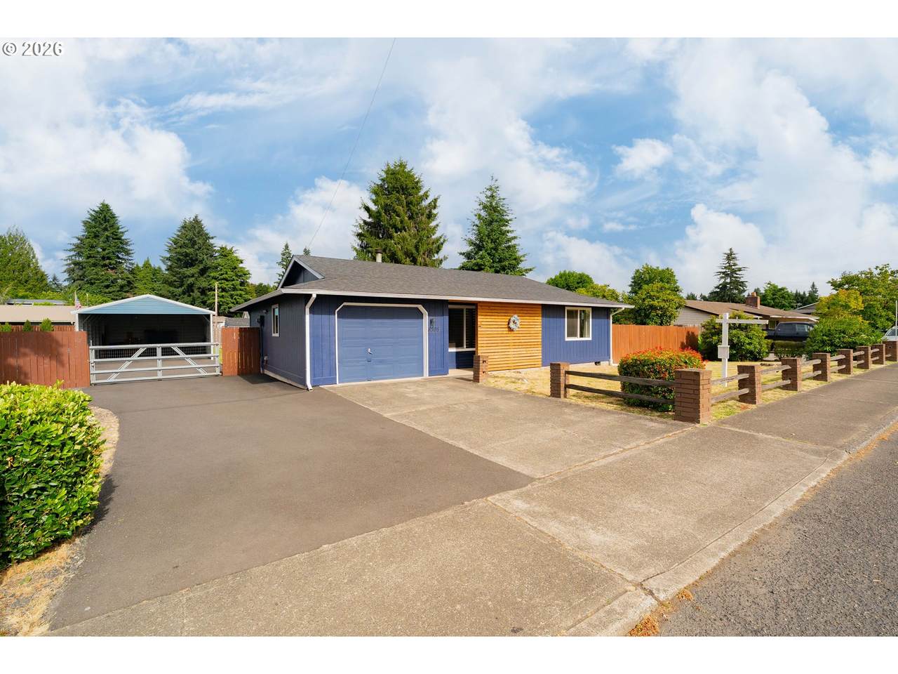 8505 107TH Ave - Photo 1
