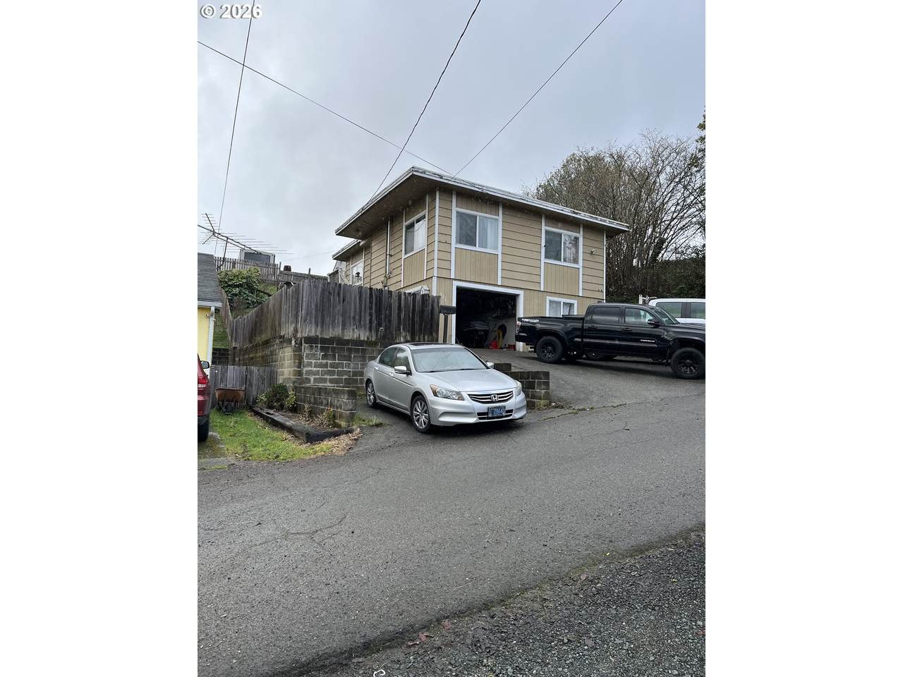 521 Birch St - Photo 1
