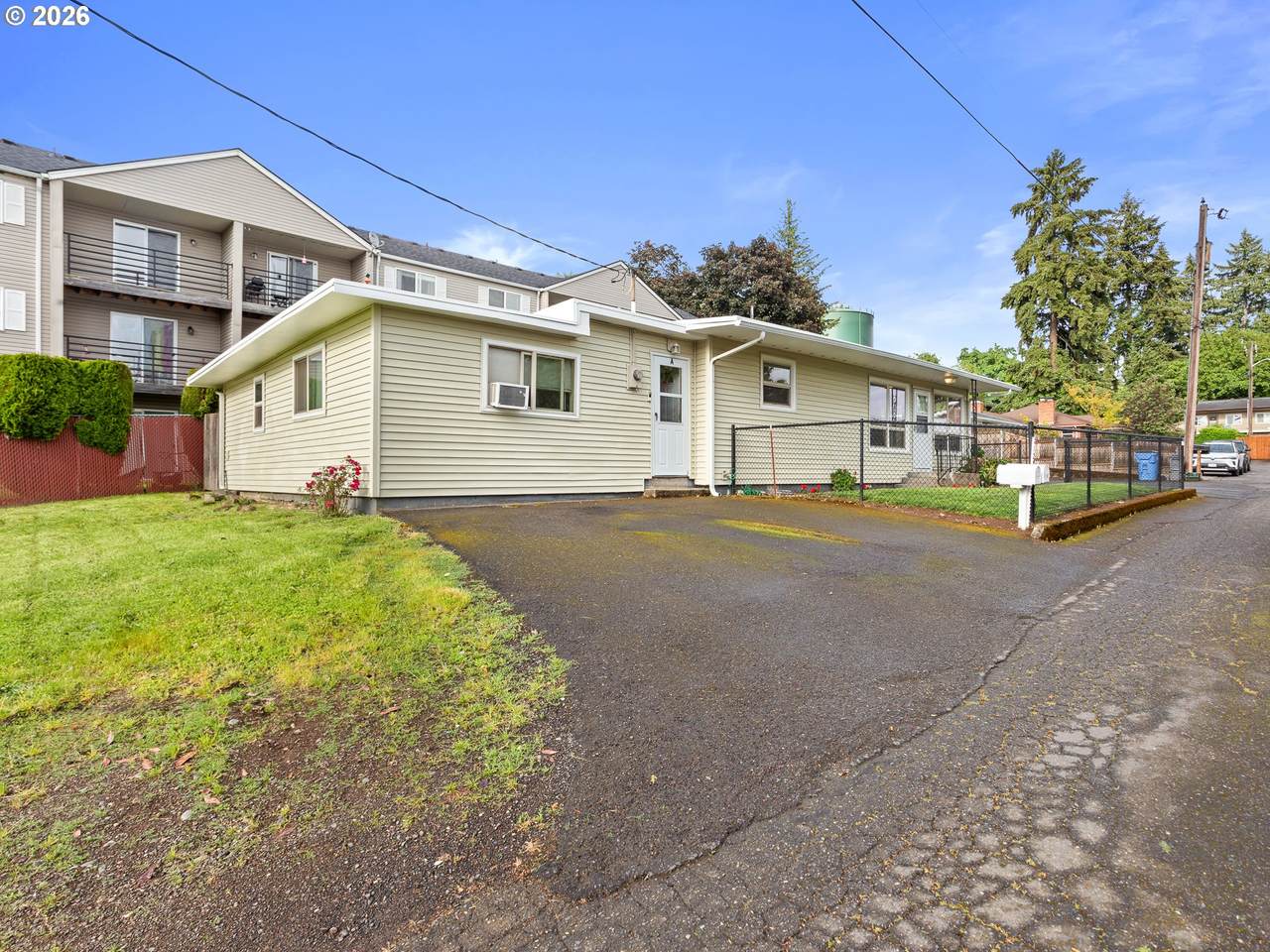 https://bt-photos.global.ssl.fastly.net/portland/1280_boomver_1_294874788-2.jpg