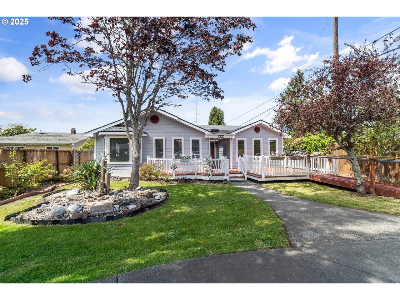409 Pacific Ave - Photo 1