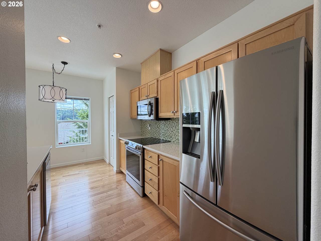 https://bt-photos.global.ssl.fastly.net/portland/1280_boomver_1_296291195-2.jpg