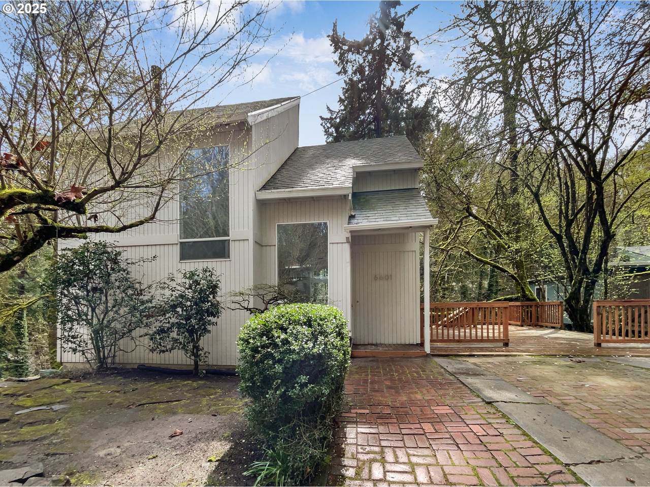 6601 Parkhill Dr - Photo 1