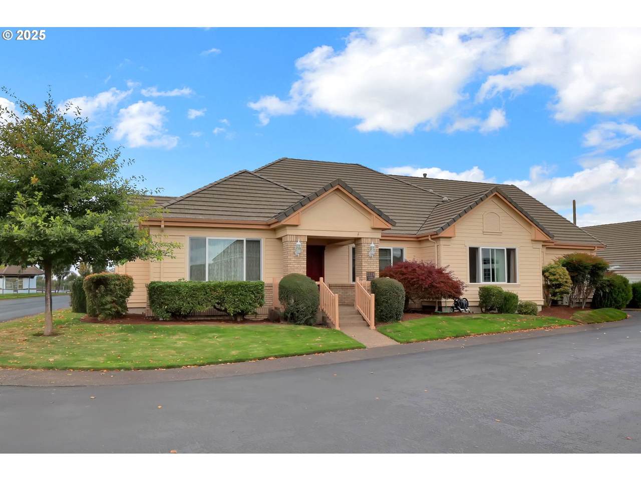 1789 Lake Shore Dr - Photo 1
