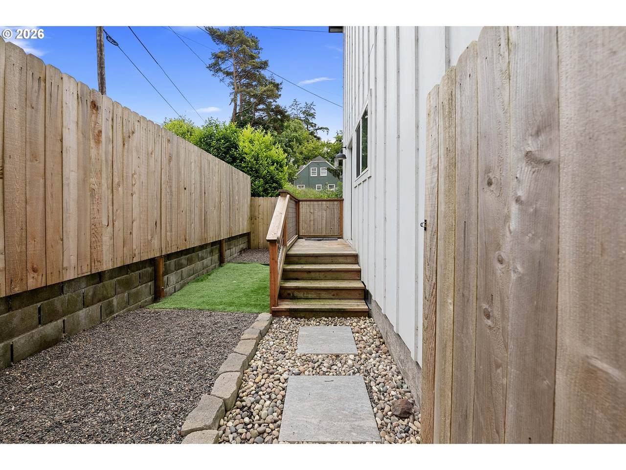 https://bt-photos.global.ssl.fastly.net/portland/1280_boomver_1_297746857-2.jpg