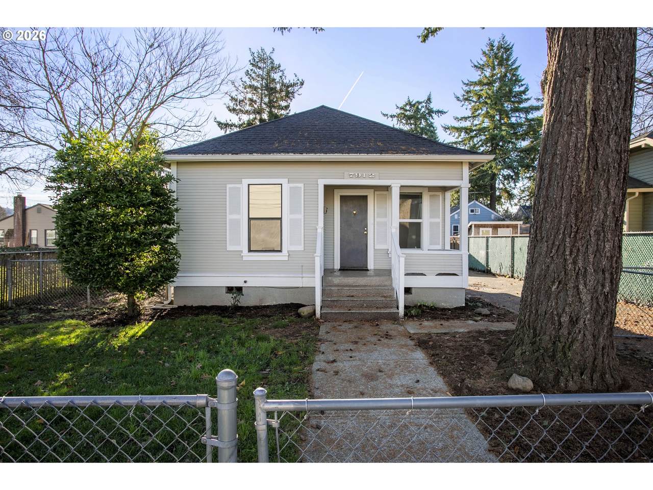 7912 Harold St - Photo 1