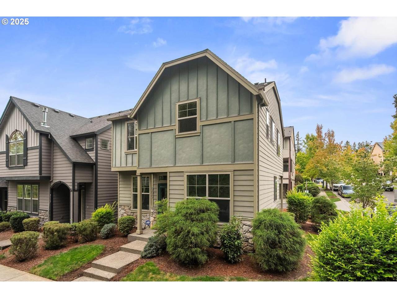 905 Mozart Ter - Photo 1