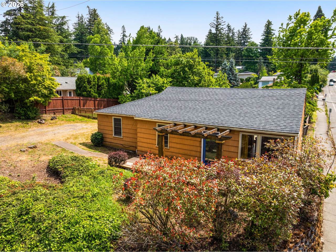 https://bt-photos.global.ssl.fastly.net/portland/1280_boomver_1_301004772-2.jpg