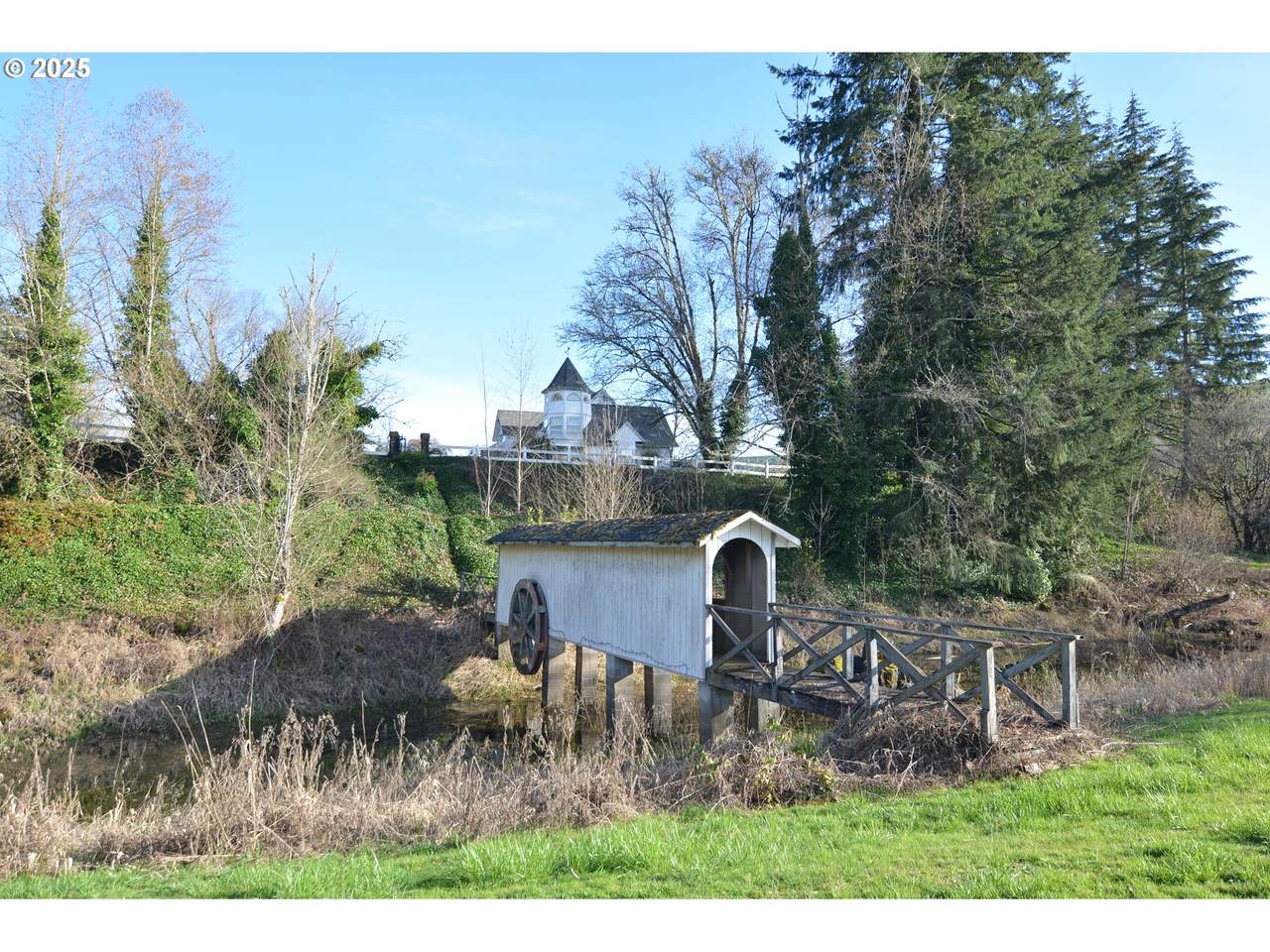 https://bt-photos.global.ssl.fastly.net/portland/1280_boomver_1_301279736-2.jpg