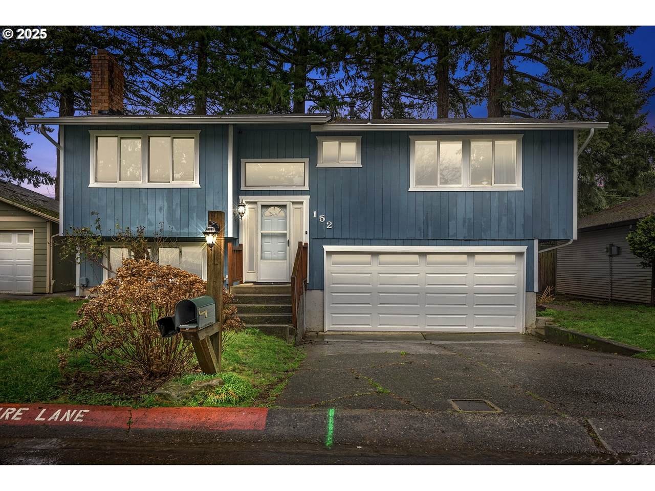 152 205TH Dr - Photo 1