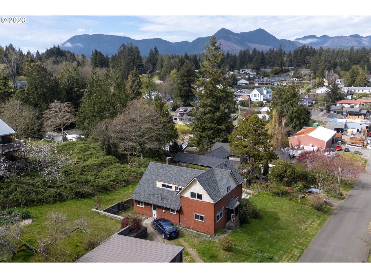 https://bt-photos.global.ssl.fastly.net/portland/1280_boomver_1_303322549-2.jpg