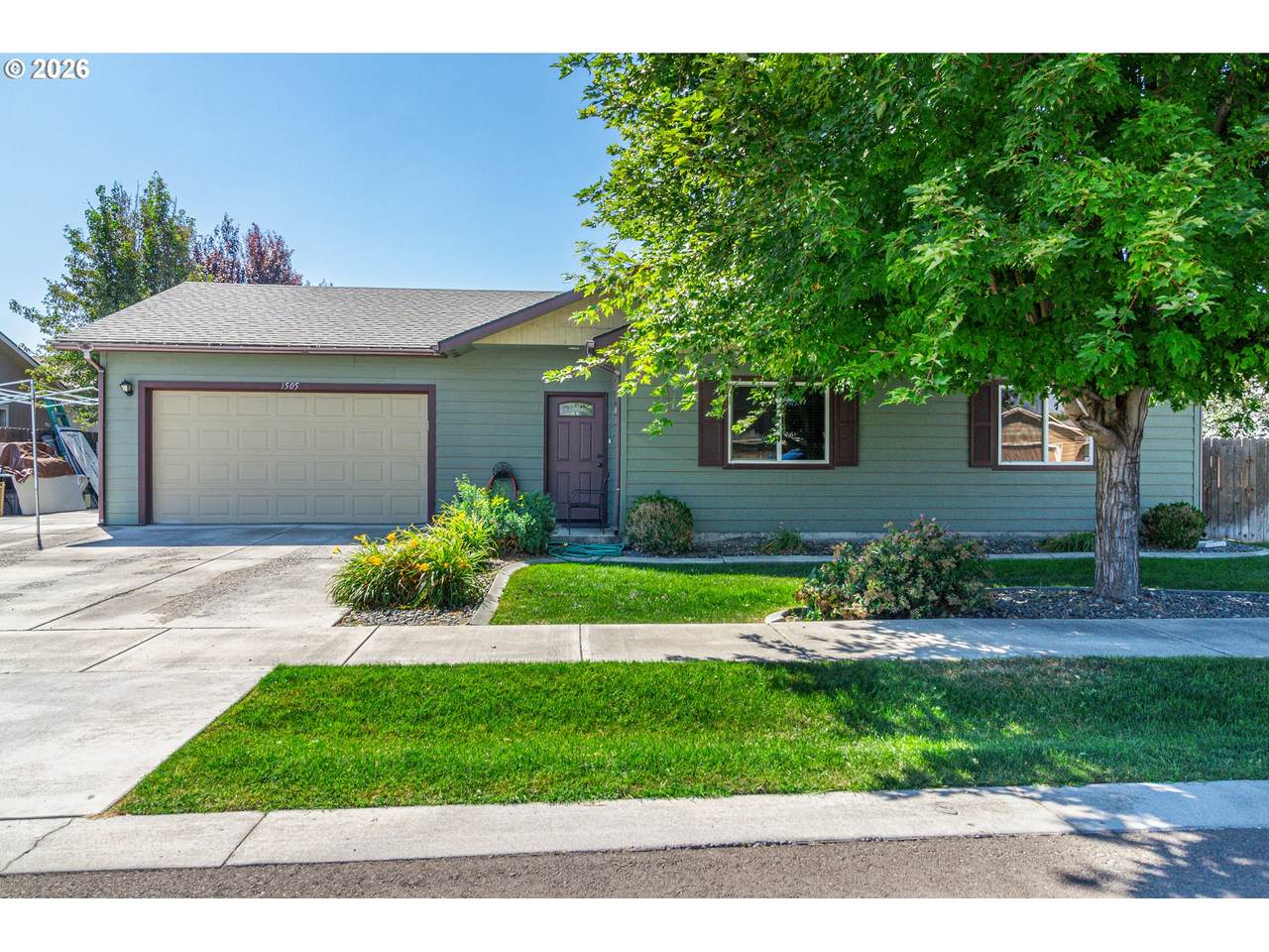 1505 Damsel Ave - Photo 1