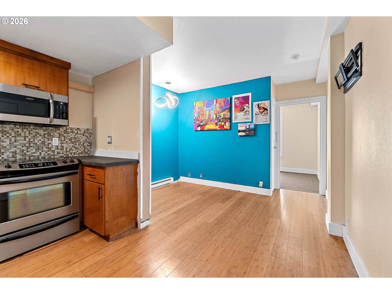 https://bt-photos.global.ssl.fastly.net/portland/1280_boomver_1_305300228-2.jpg