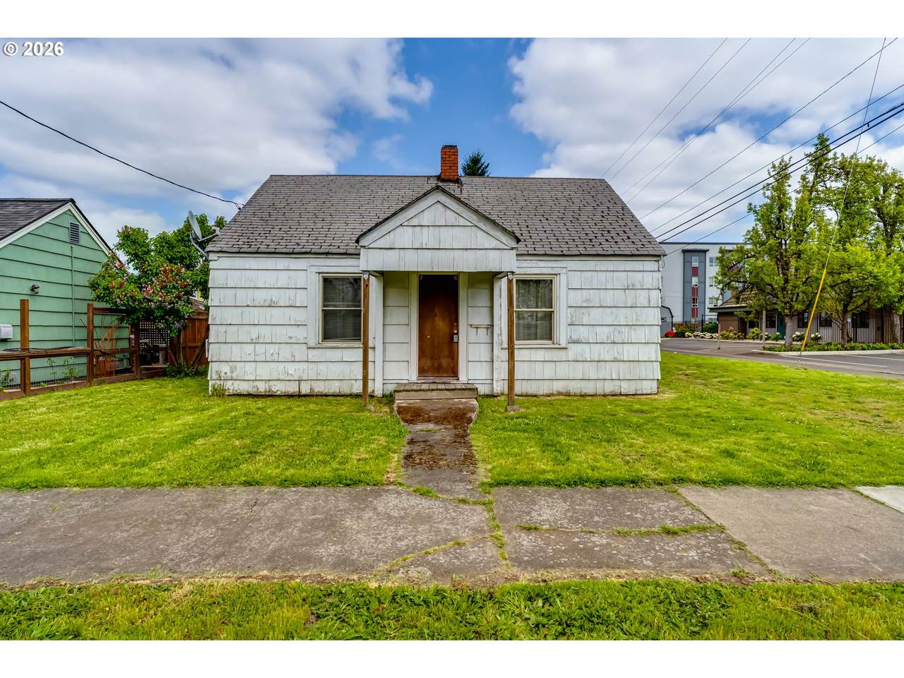 123 10TH St - Photo 1