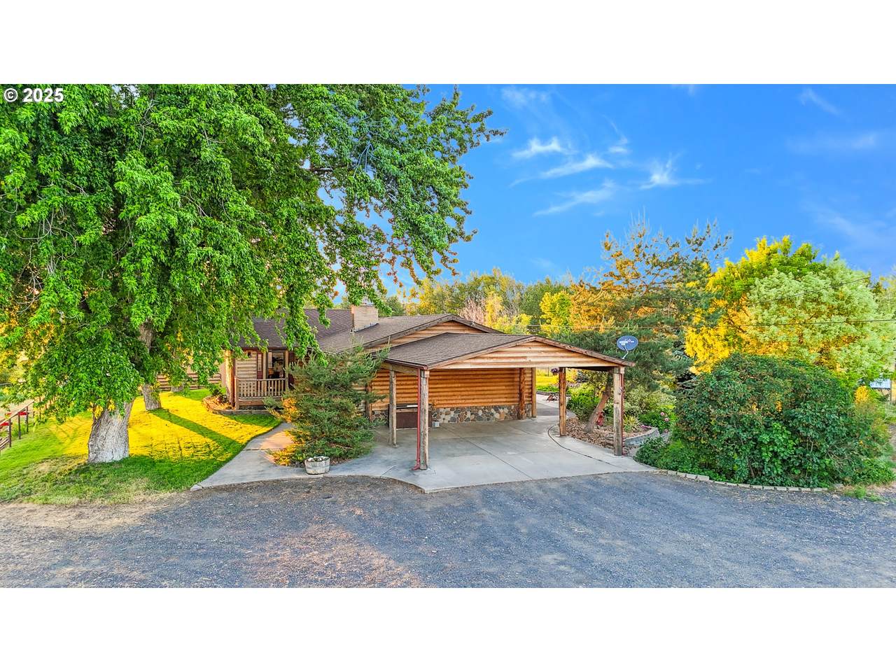 73594 Davis Ln - Photo 1