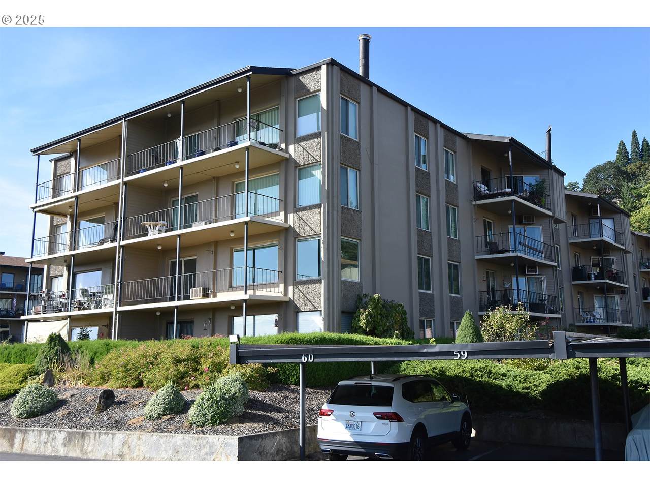 5575 Evergreen Blvd - Photo 1