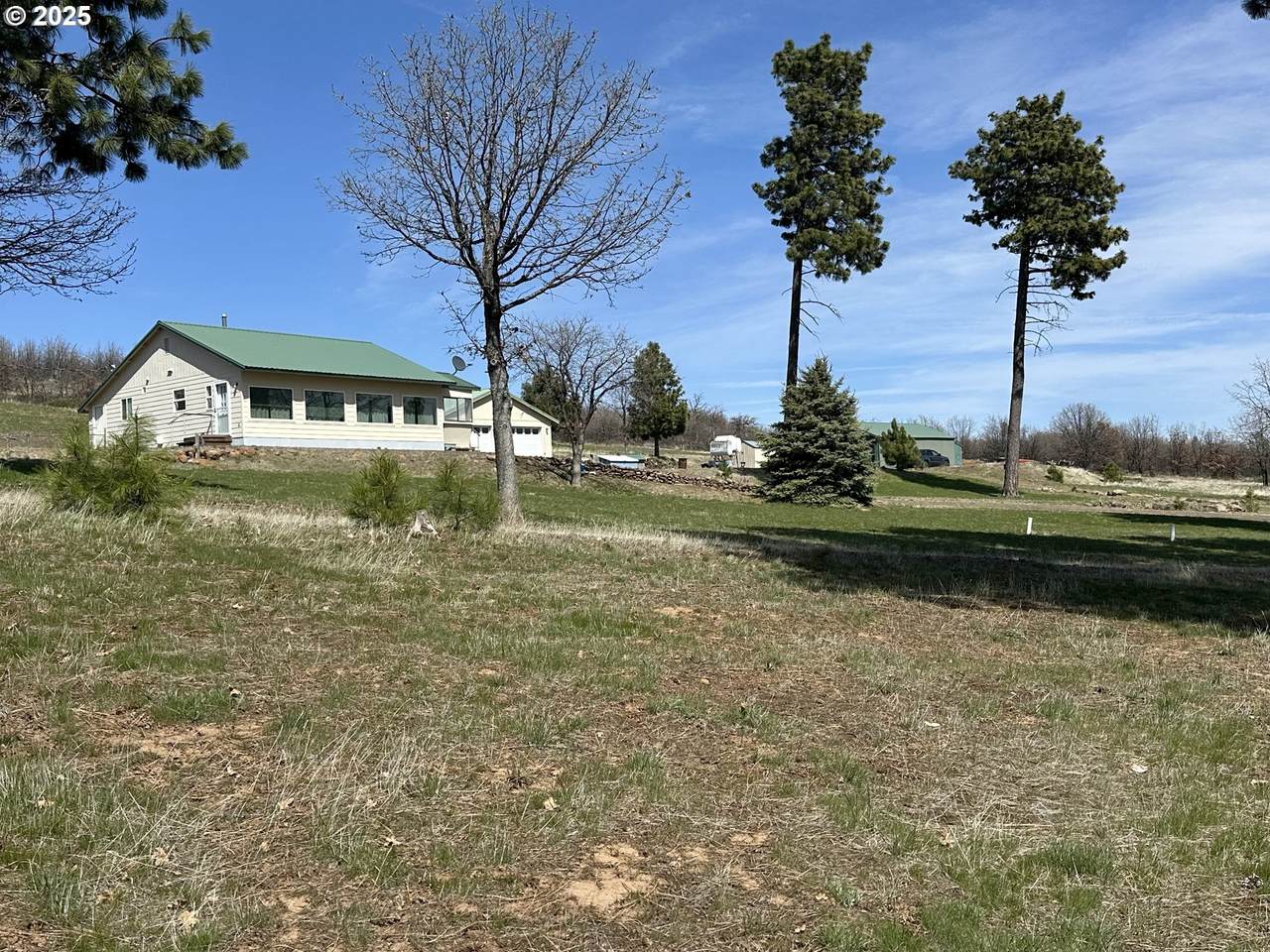 3021 Bickleton Hwy - Photo 1