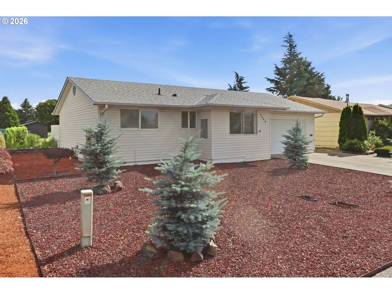 2049 Hayes St - Photo 1