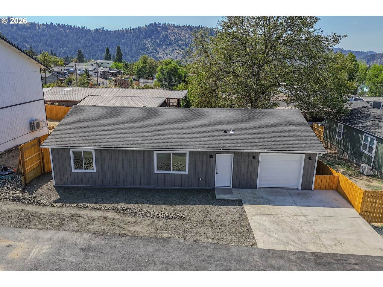 76 Darrell Ave - Photo 1