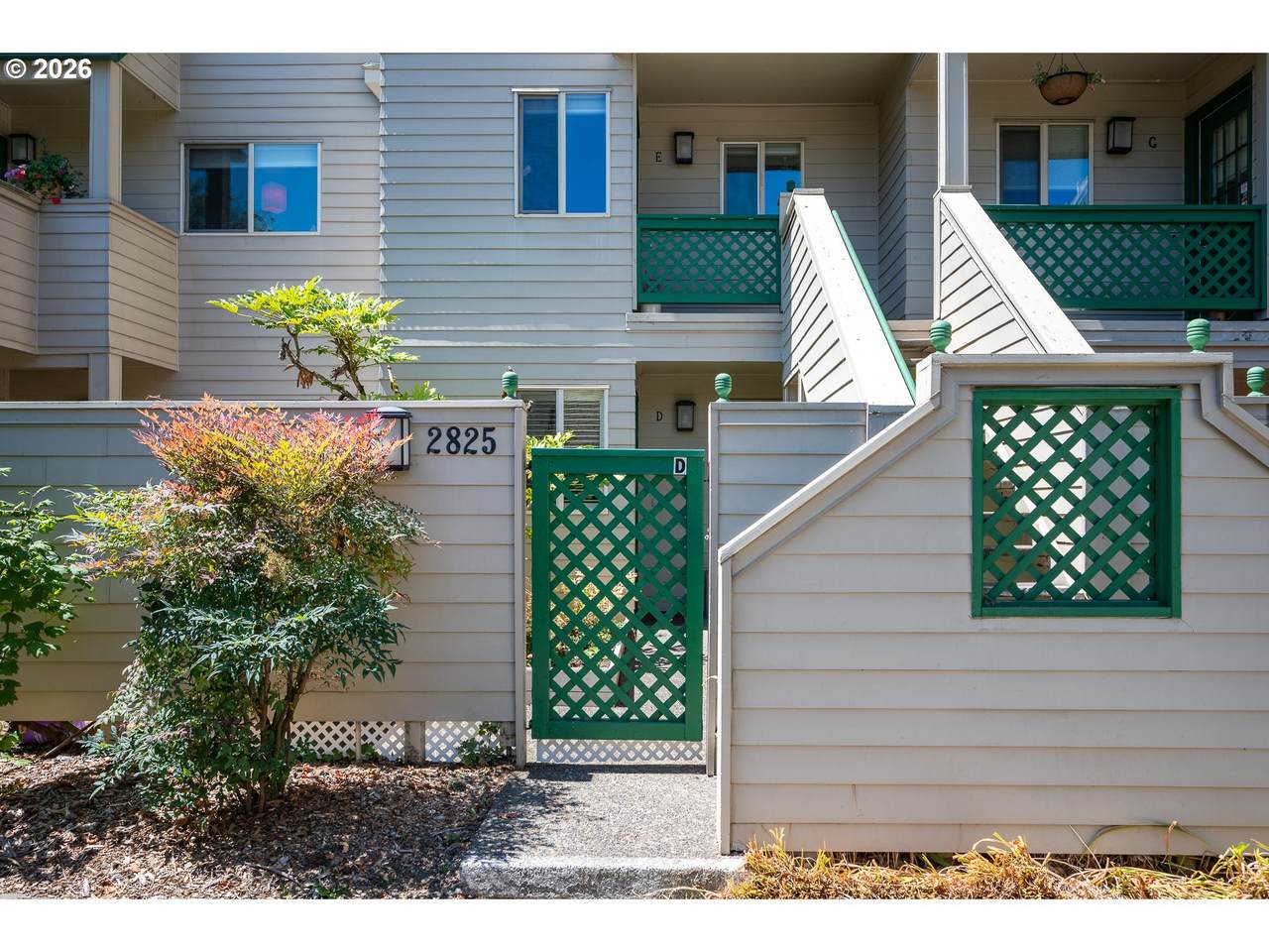 2825 Upshur St - Photo 1