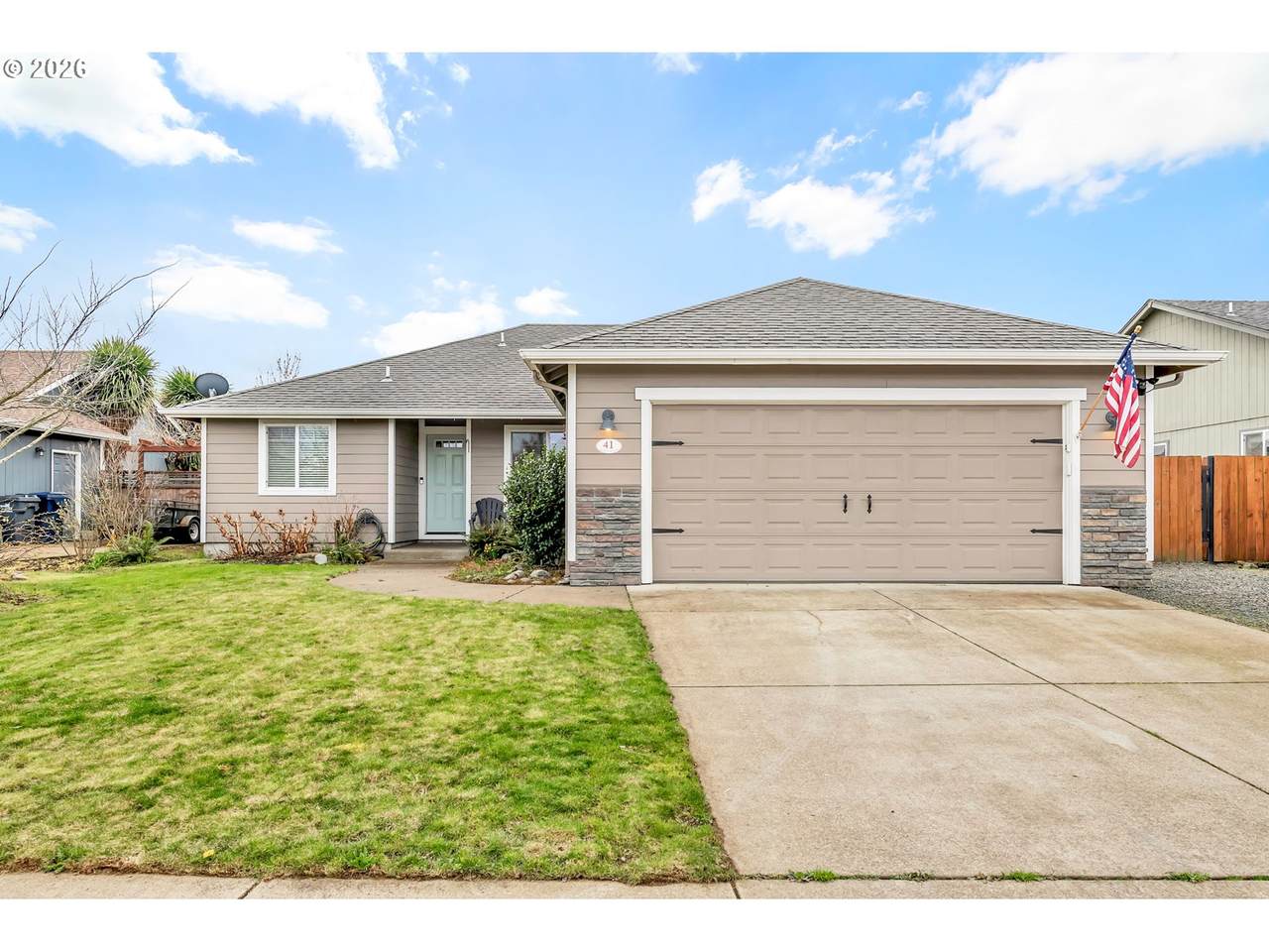 41 Sandalwood Loop - Photo 1