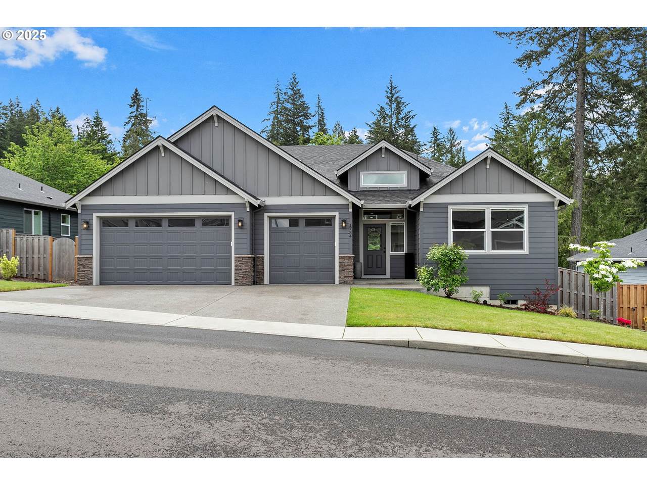 1734 Cascadia Ridge Dr - Photo 1