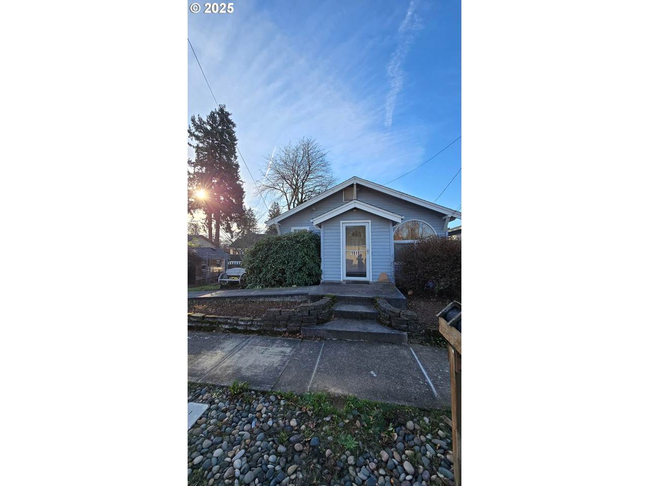 1918 6TH Ave - Photo 1