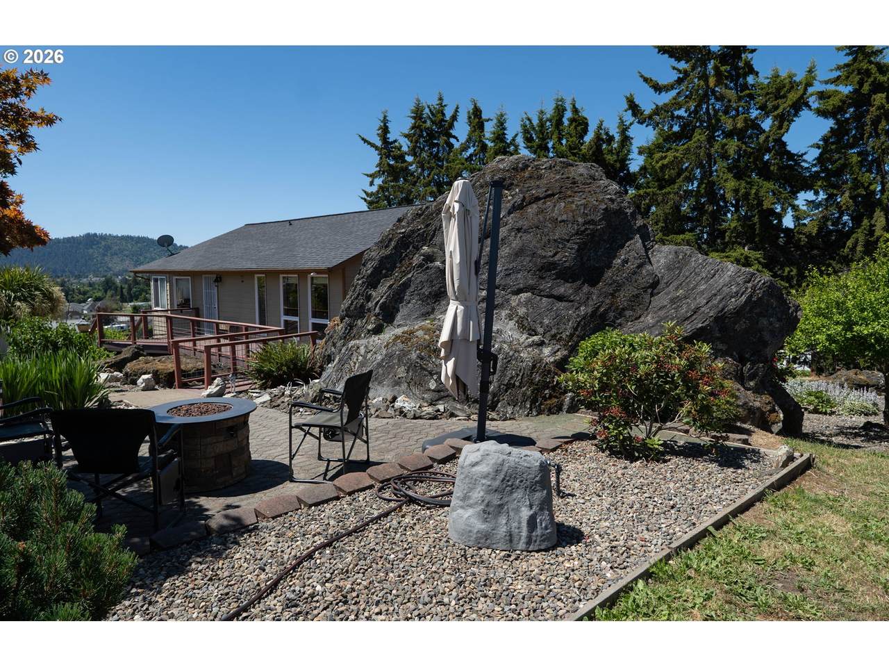 https://bt-photos.global.ssl.fastly.net/portland/1280_boomver_1_313974563-2.jpg