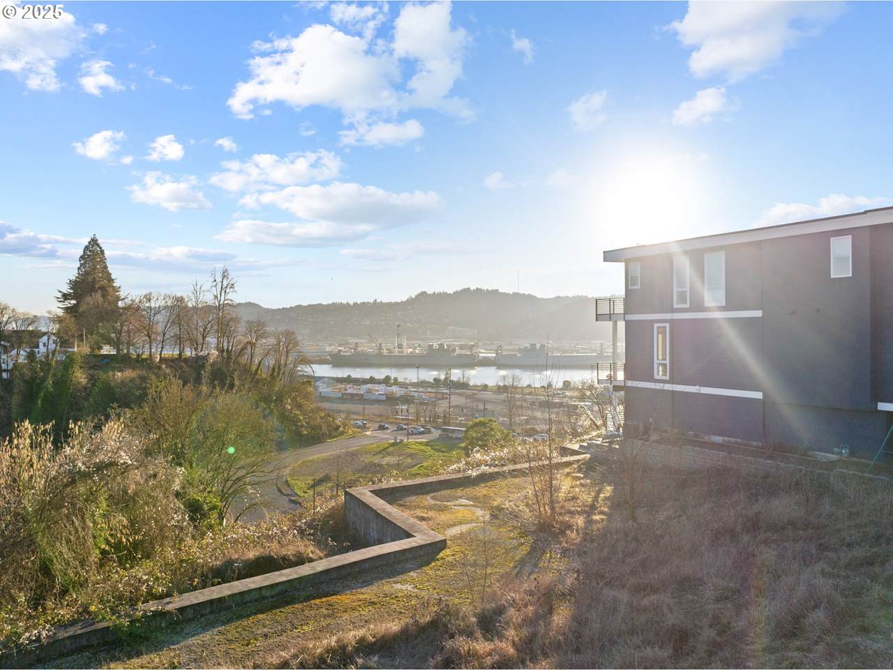 https://bt-photos.global.ssl.fastly.net/portland/1280_boomver_1_314964742-2.jpg
