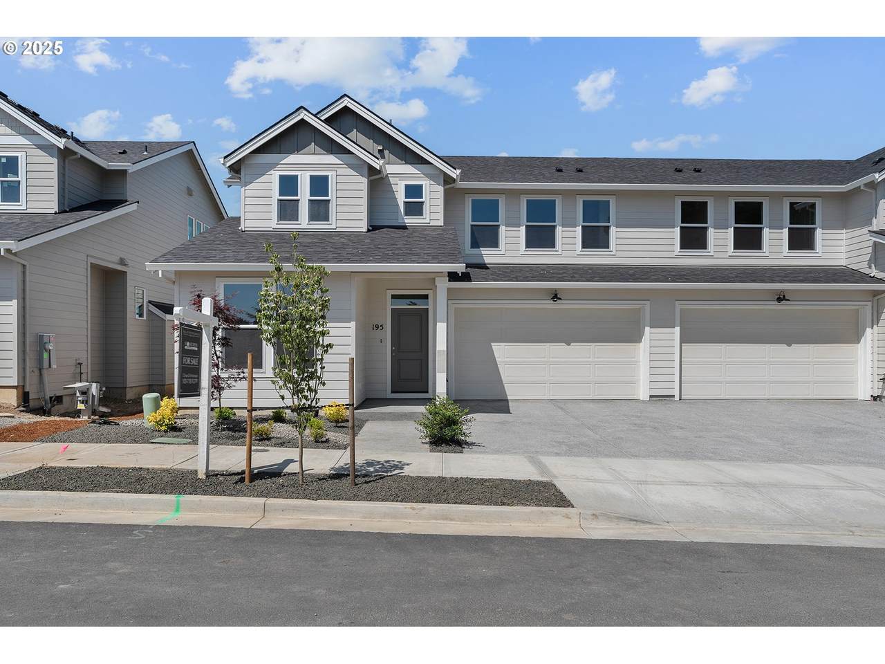 195 Acacia Dr - Photo 1