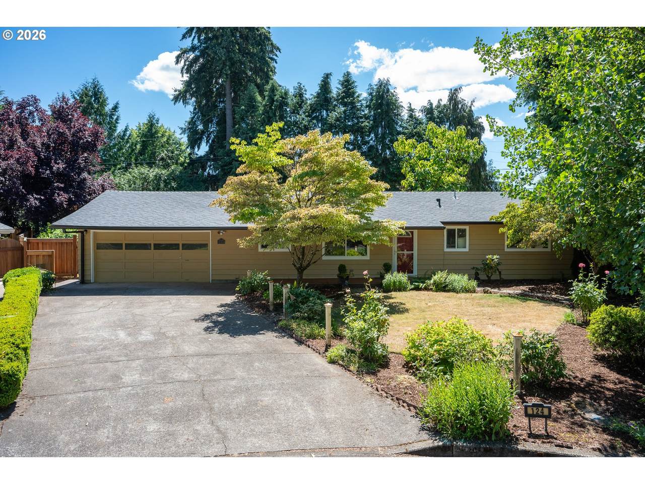 https://bt-photos.global.ssl.fastly.net/portland/1280_boomver_1_315949962-2.jpg