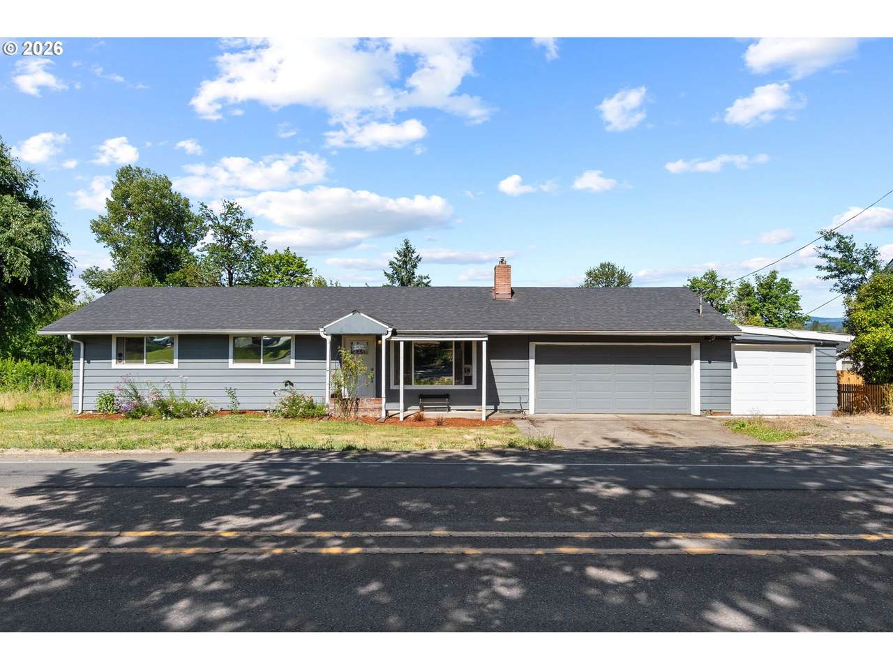 440 Yamhill St - Photo 1