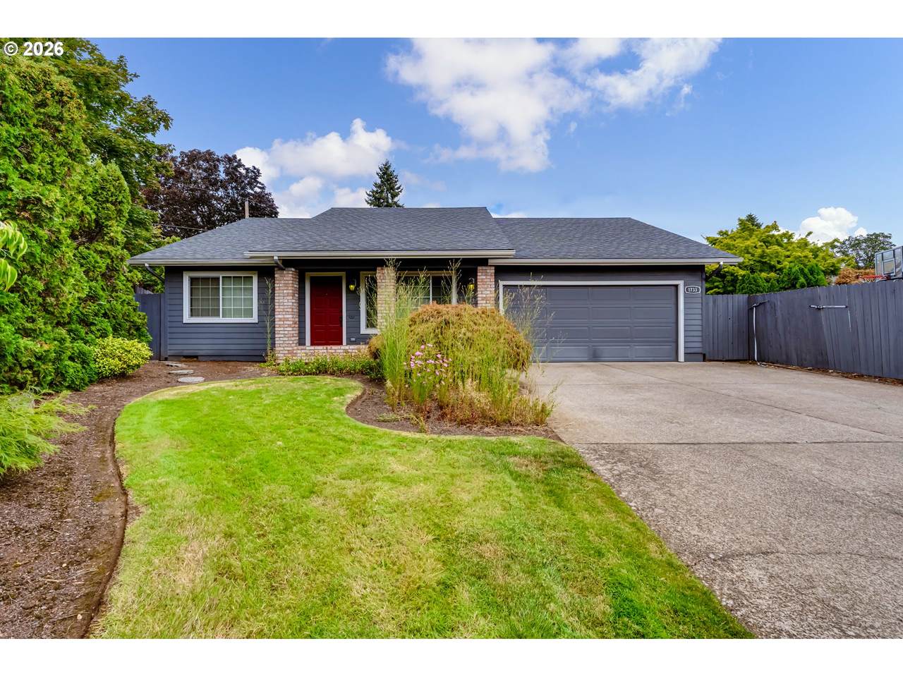 1733 Crescent Ave - Photo 1
