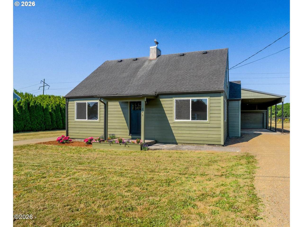 606 Evergreen Dr - Photo 1