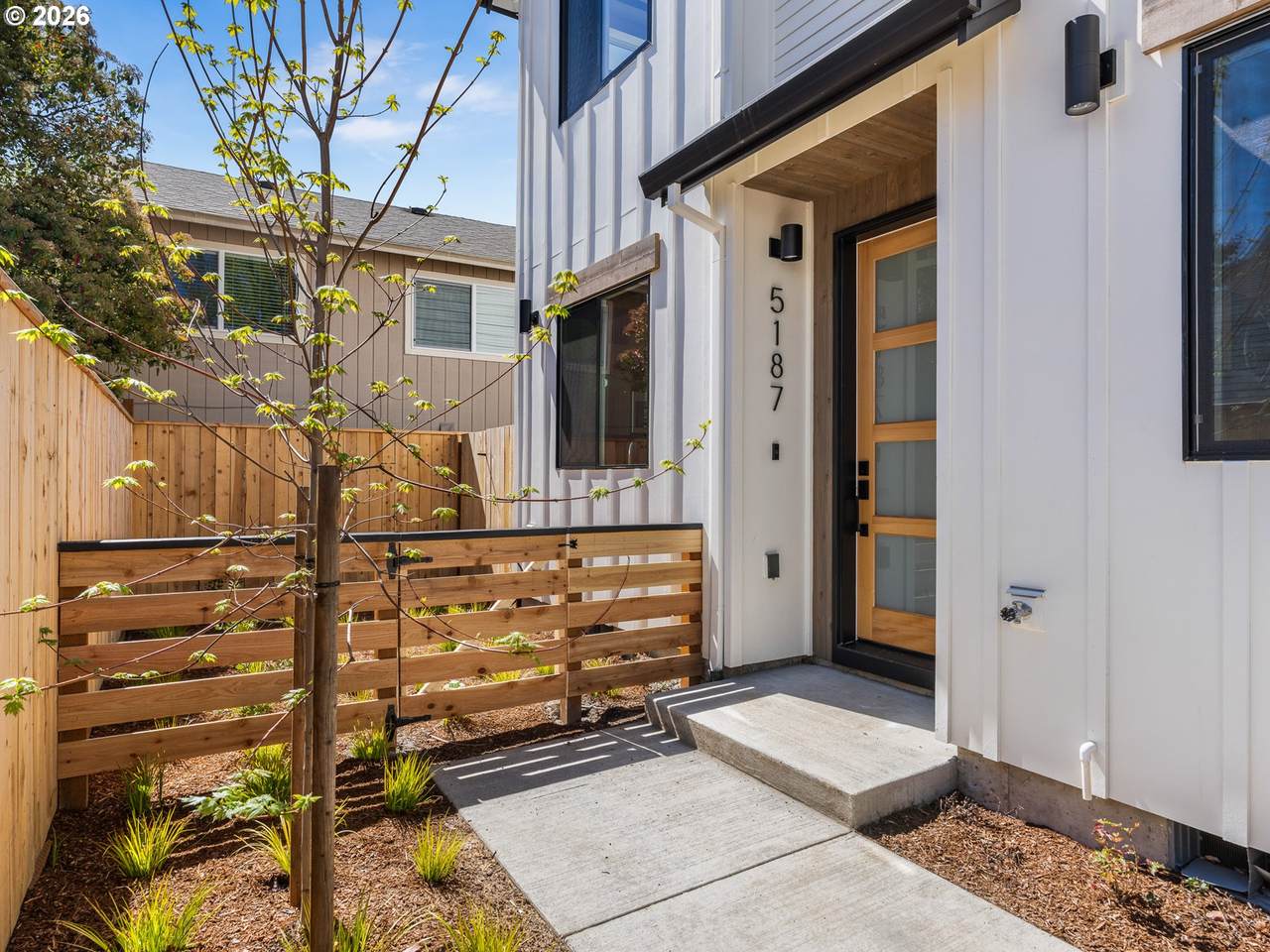 https://bt-photos.global.ssl.fastly.net/portland/1280_boomver_1_319002896-2.jpg