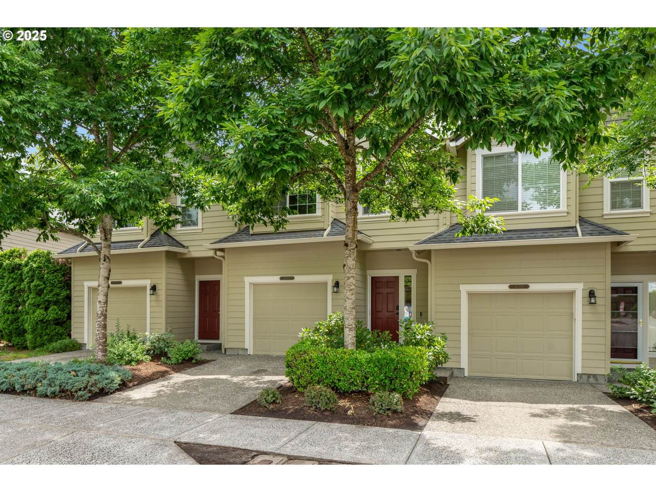 16222 Fescue Ct - Photo 1