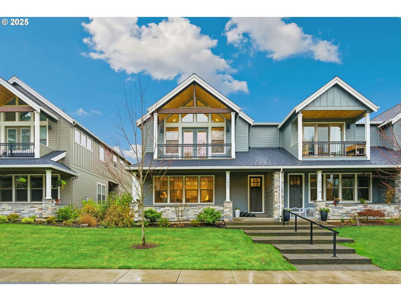 3832 74TH Ave - Photo 1