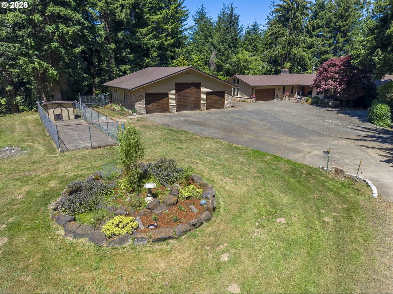 https://bt-photos.global.ssl.fastly.net/portland/1280_boomver_1_321353467-2.jpg