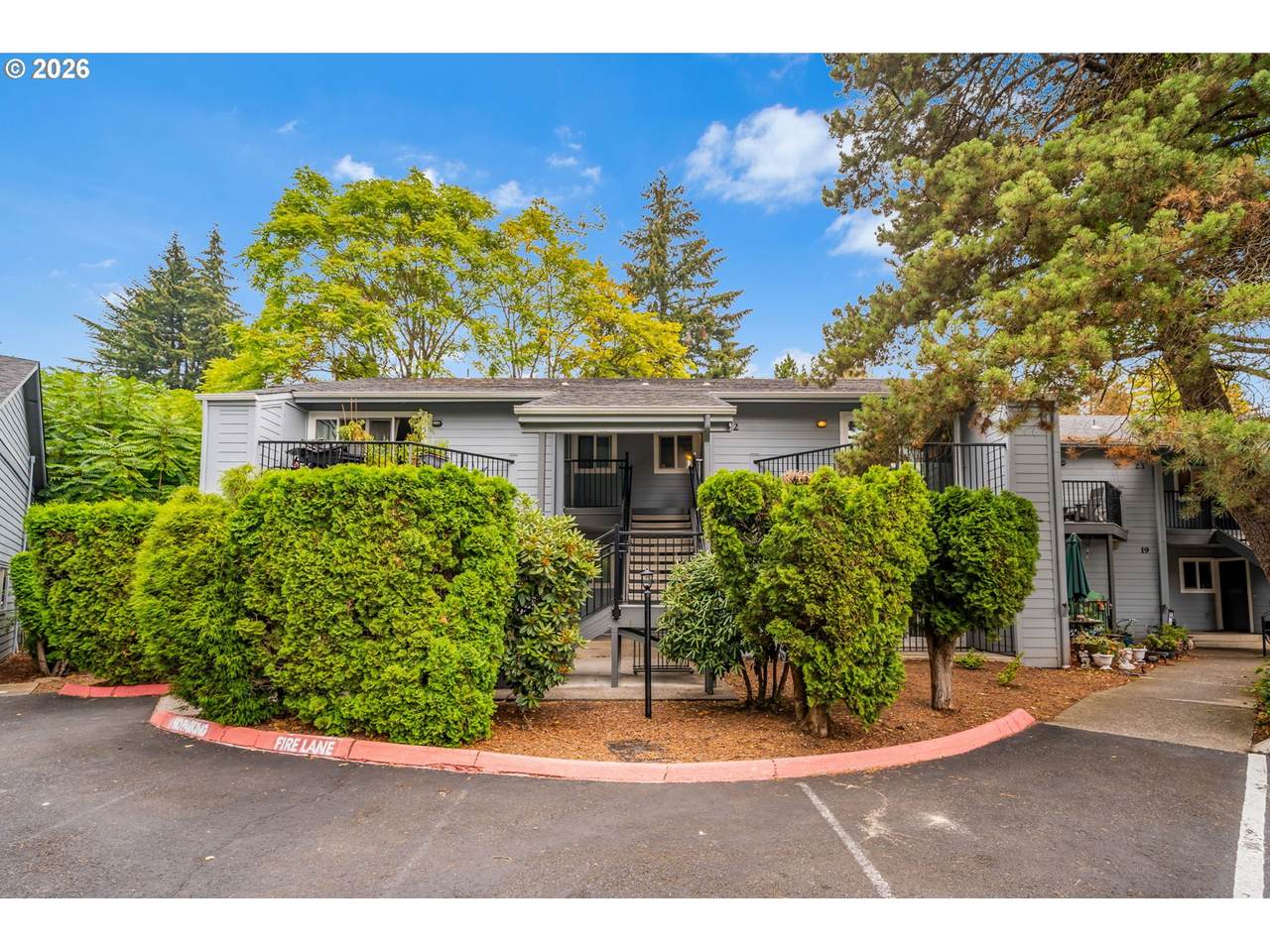 1040 Columbia Ridge Dr - Photo 1